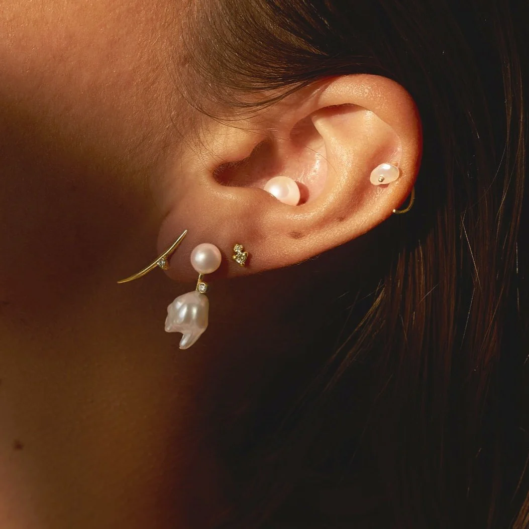 Diamond Mini Cloudbar Earrings - Image 4