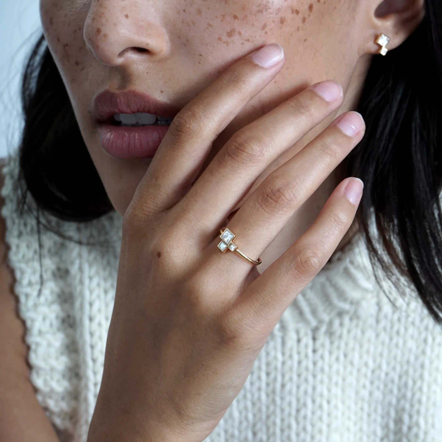 Diamond Villa Ring - Image 4