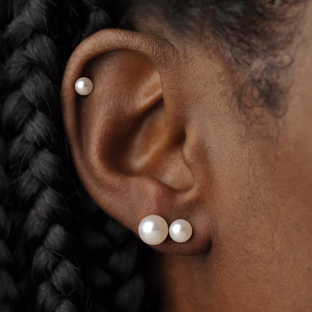 Essential Pink Pearl Studs - Image 2