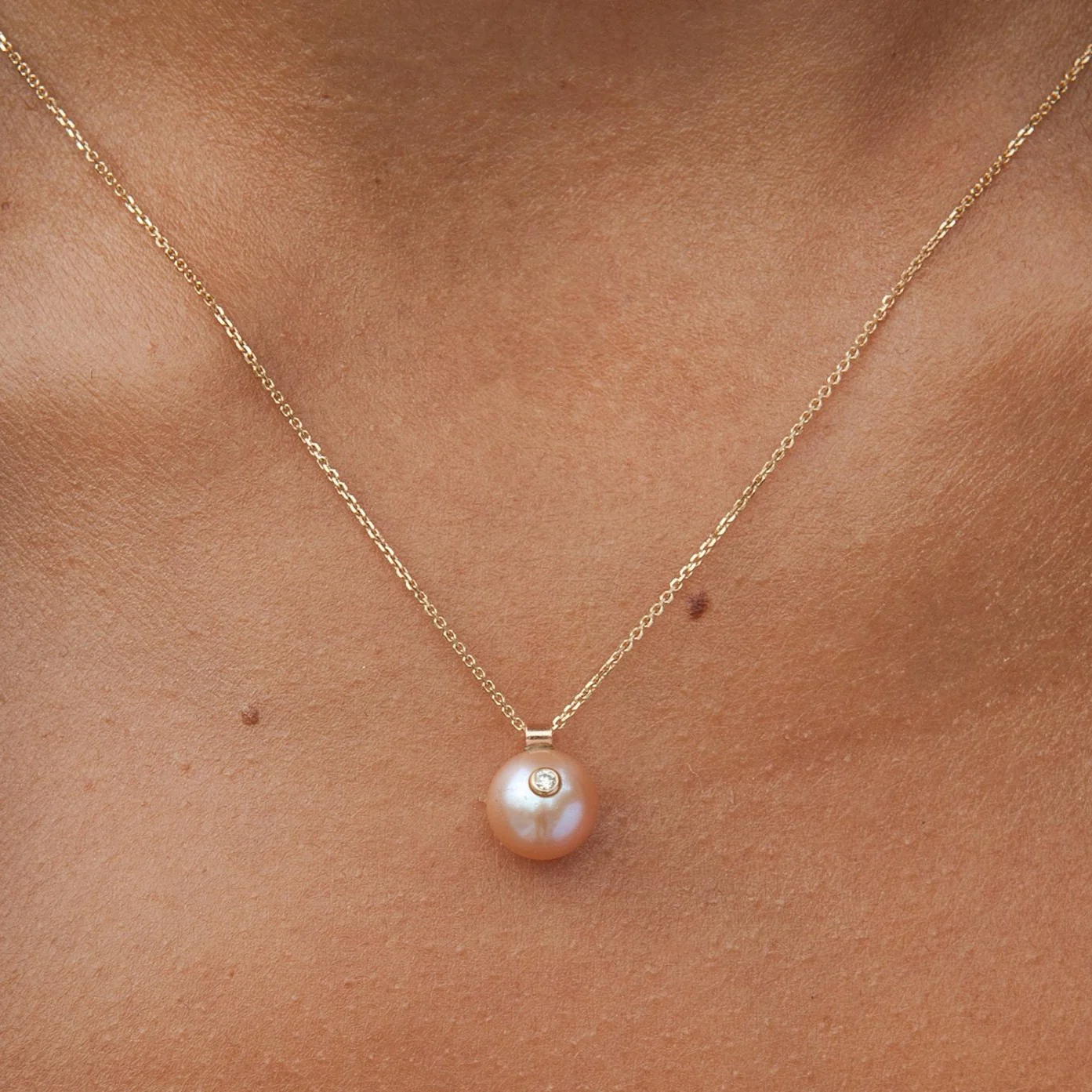 Everly Necklace, White Pearl - Image 4