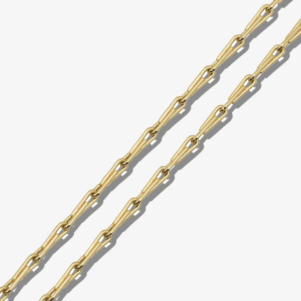 Sleek Chain Bracelet - Image 4