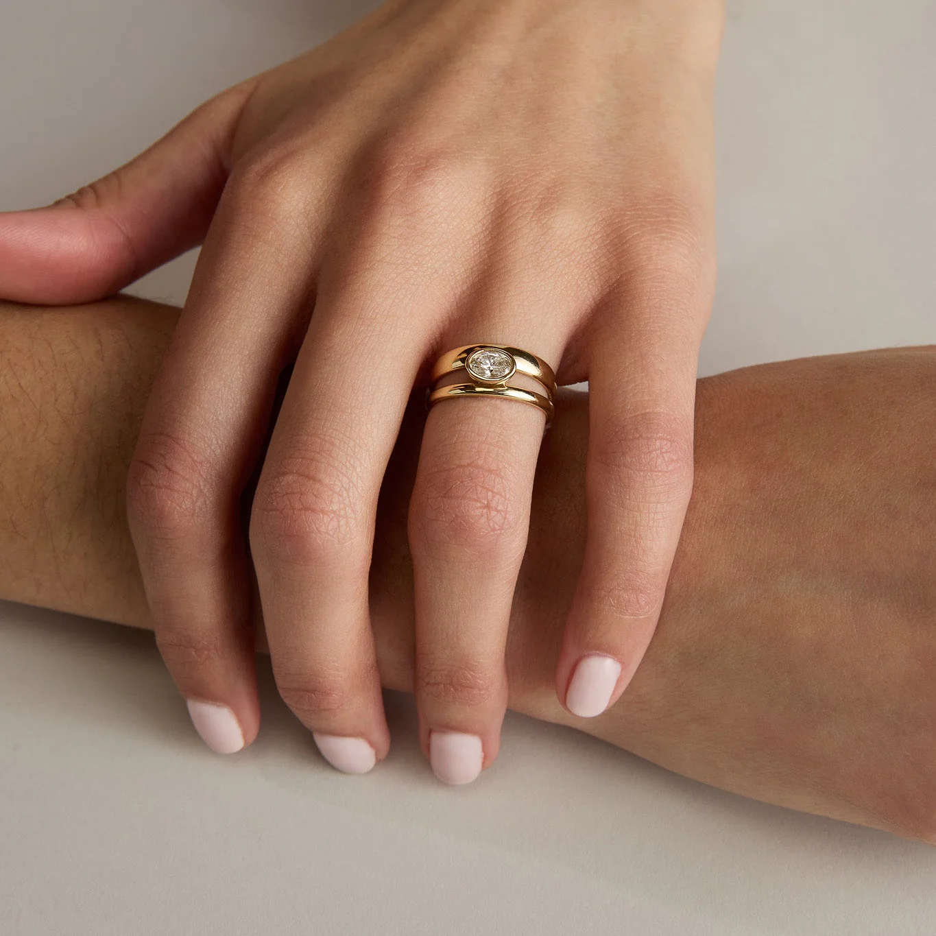 Oval Diamond Hover Ring - Image 5