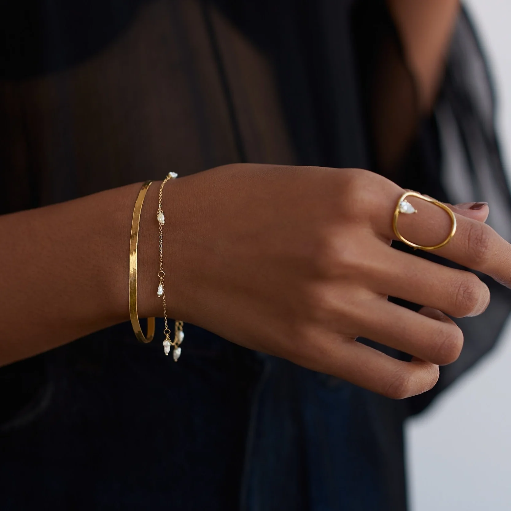 Pear Diamond Continuity Ring™ - Image 6