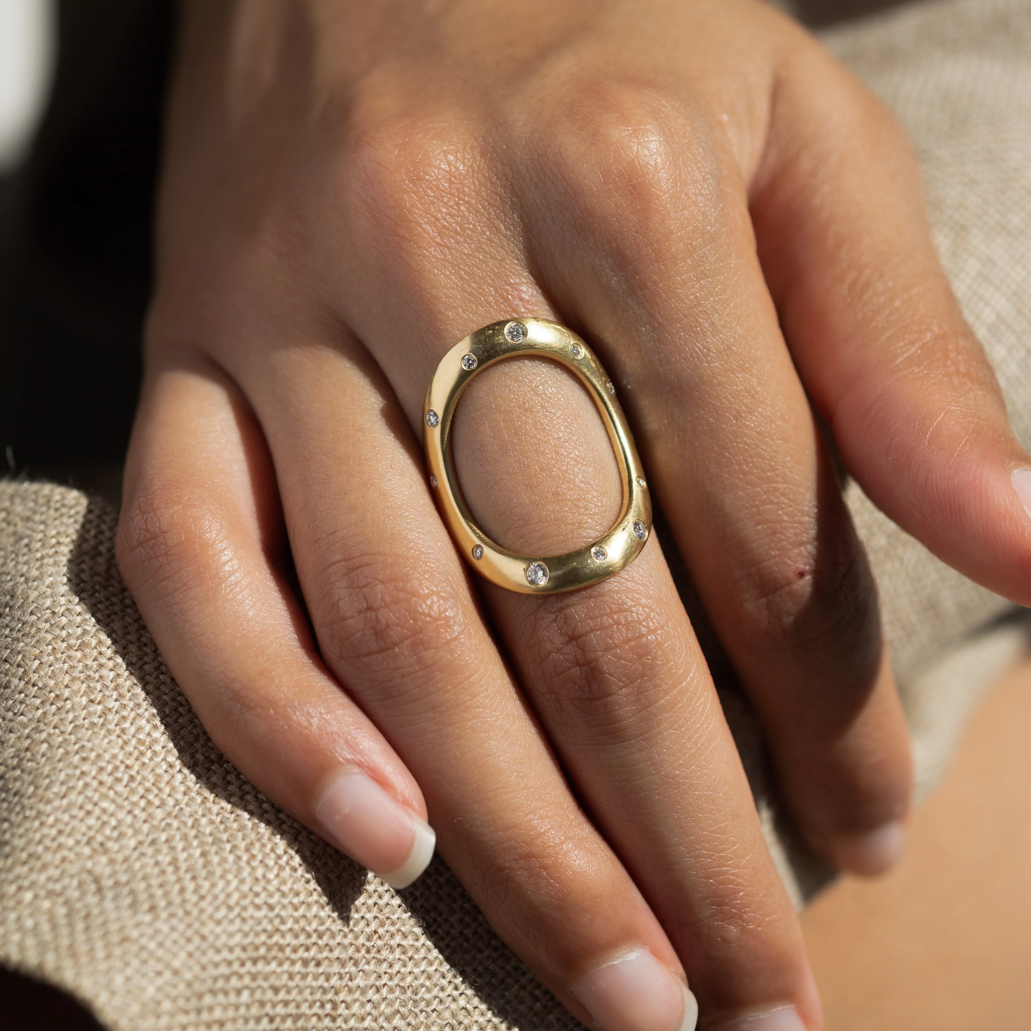 Diamond Dust Bold Continuity Ring™ - Image 3