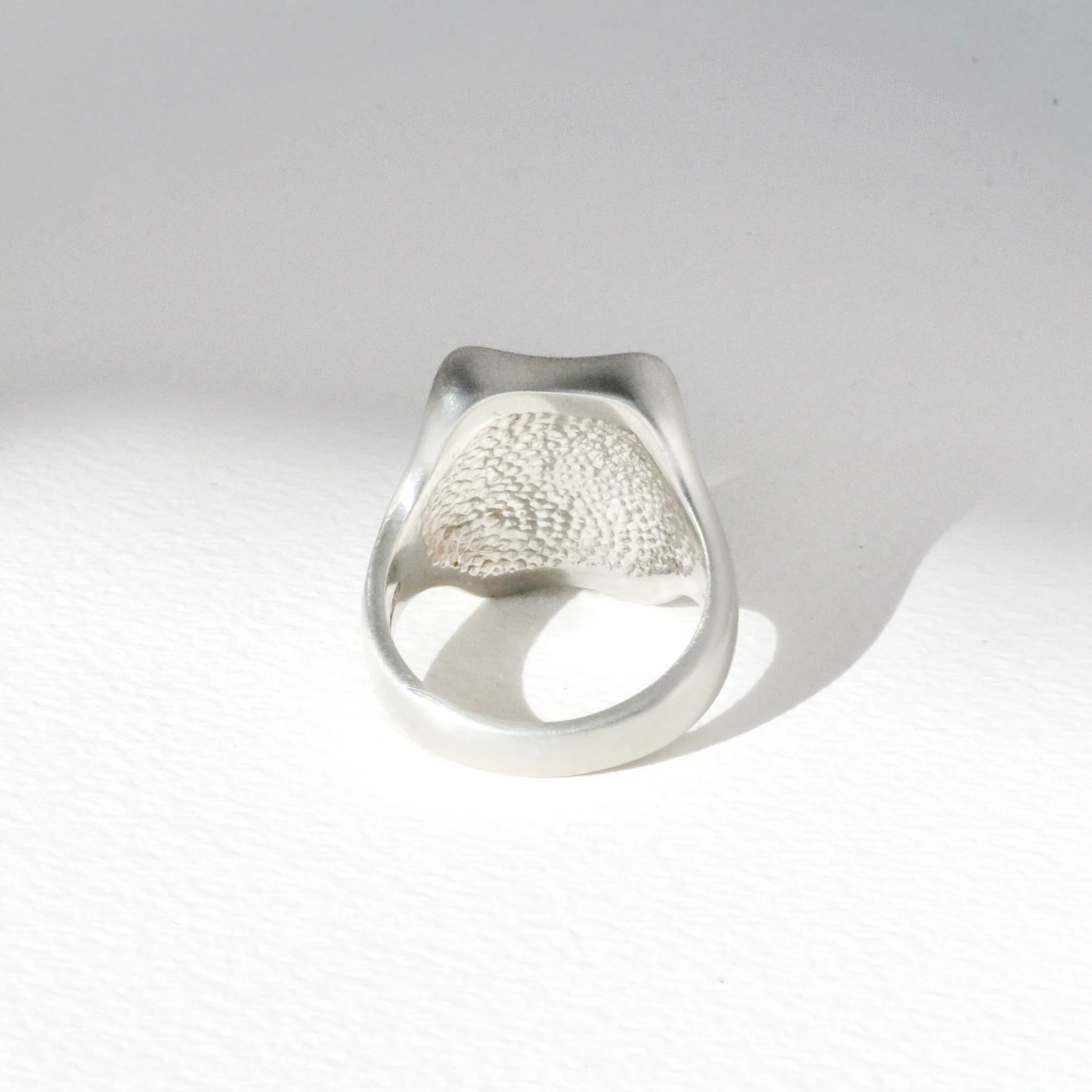 Vintage Concave Tablet Ring - Image 3