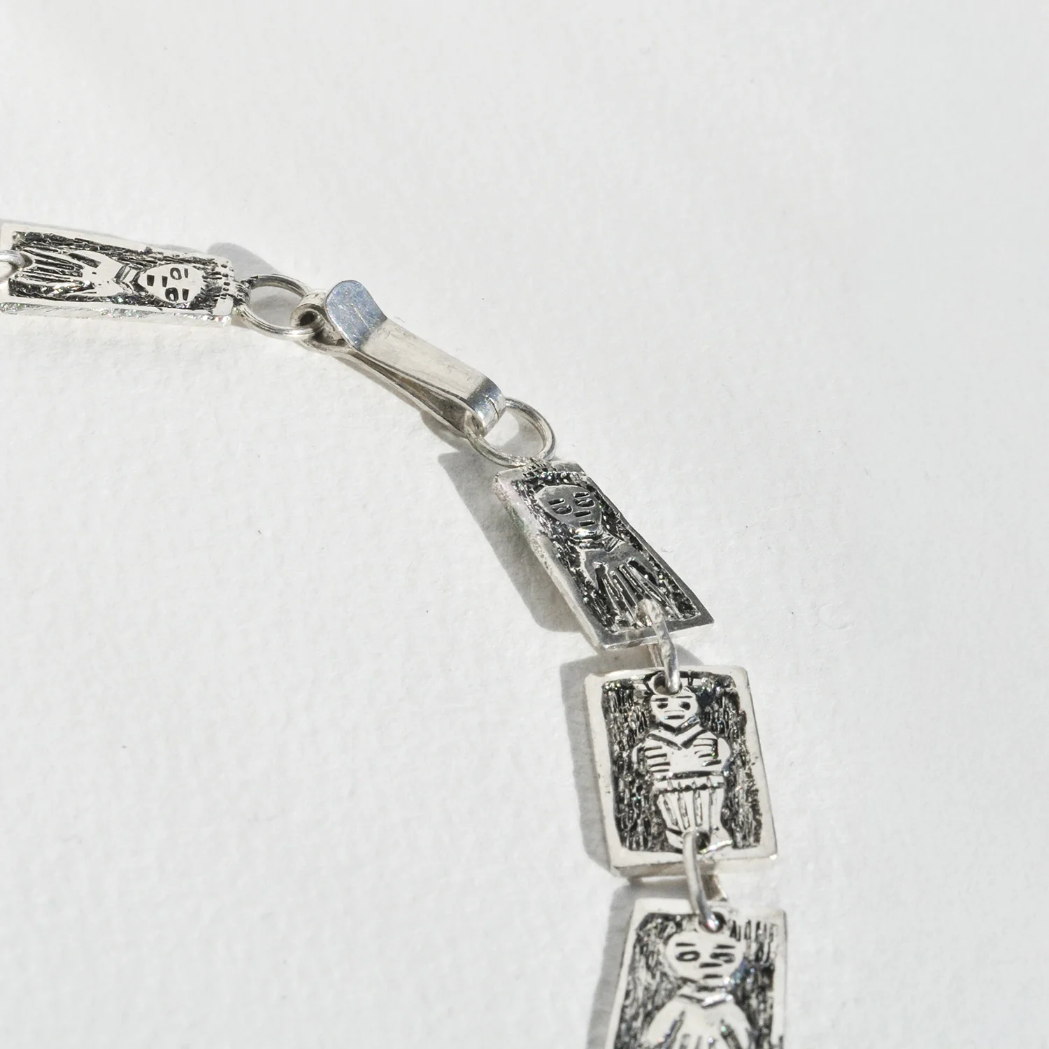 Vintage Silver Etched Totem Panel Necklace - Image 4